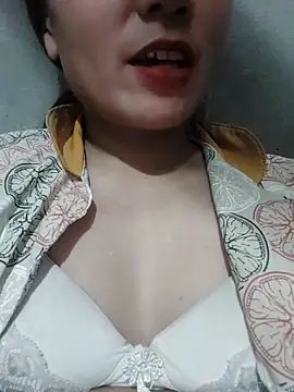 YANINA-20's cam snapshot