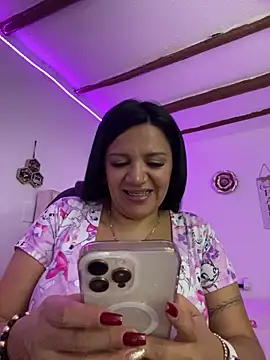 Milff_parkerrr's cam snapshot