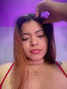 Yaqui_elle's cam snapshot