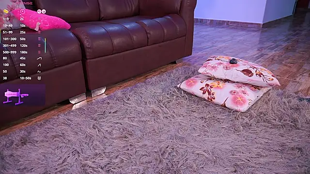 lara_giraldo's cam snapshot