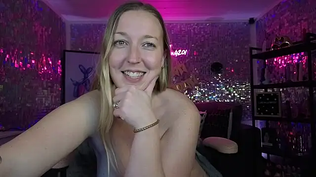 lucyallen4201 live sex cam