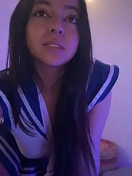 laraa_rous's cam snapshot