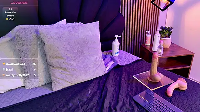 vicky_lopez live sex cam