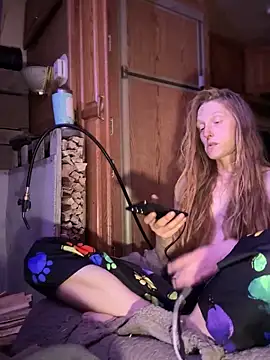 GoldenFlameGoddess live sex cam