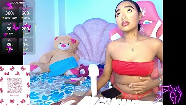 charlotte_walker1's cam snapshot