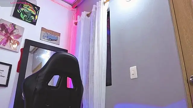 Veronica_111 live sex cam