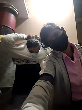 jaanvi-Rani live sex cam