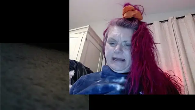 PrettyPinkPawg's cam snapshot