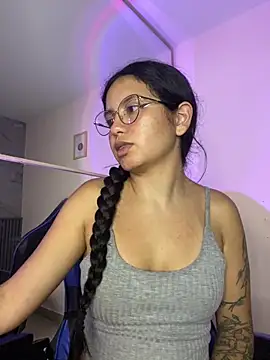 Rosita_forever_'s cam snapshot