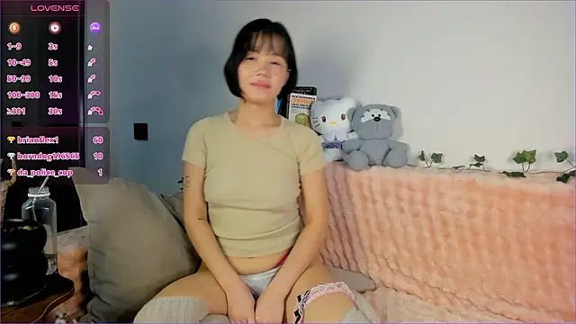 nora_babyu's cam snapshot