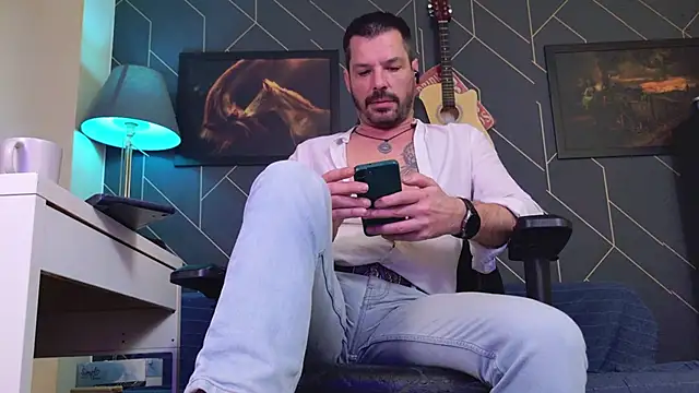 ChrisKox's cam snapshot