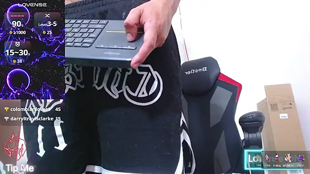 freestyle_blake1's cam snapshot