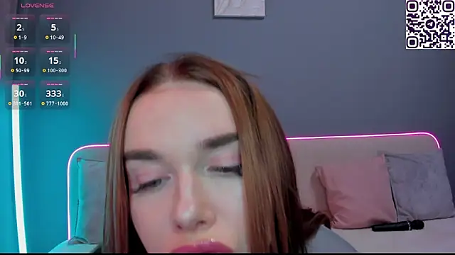 Malika_Lisan's cam snapshot