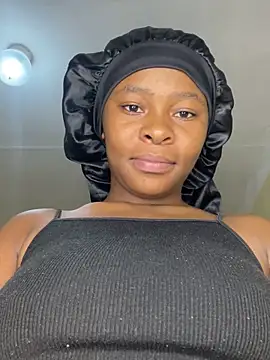 MiyaXo2 live sex cam