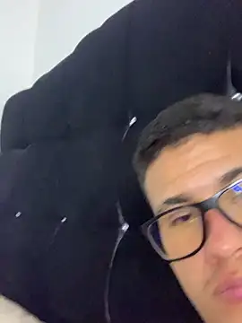 Latin_Paisa_Boy live sex cam