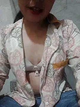 YANINA-20's cam snapshot