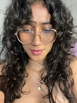 KaitlynLoveCam live sex cam