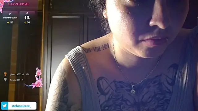 jaydensalvatore_'s cam snapshot