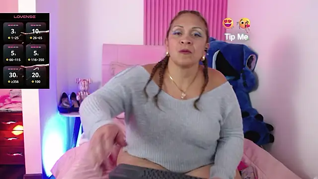 scarlettbooty's cam snapshot