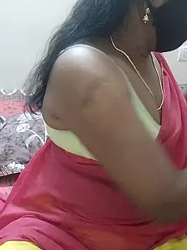 MrsNayoni77's cam snapshot