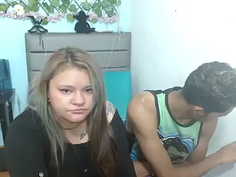 Cecilia_and_Carlos's cam snapshot