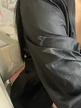 Mina048's cam snapshot