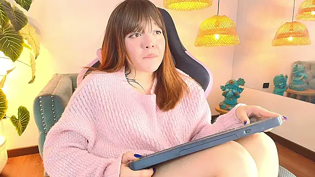 Fluffy_Bubble21 live sex cam