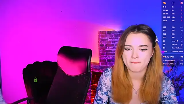 liana_kisses's cam snapshot