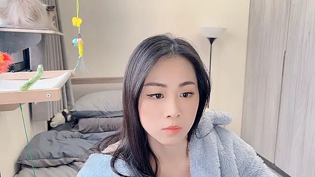 BabyOneDaily's cam snapshot