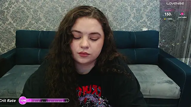 LunaRoub's cam snapshot