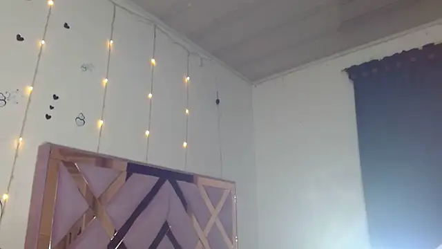 teffi_smith25's cam snapshot