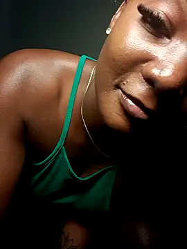 CiCi06's cam snapshot