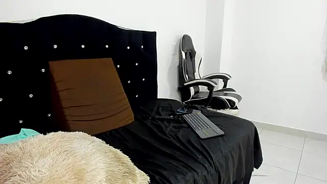 chris_evans27 live sex cam