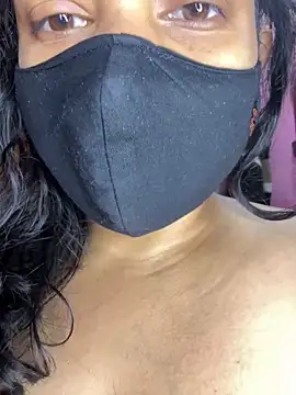 Priyajaanbaby live sex cam