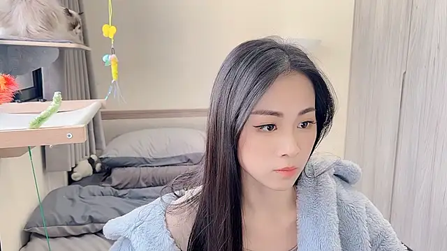 BabyOneDaily's cam snapshot