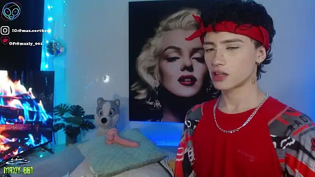 maxiy_001 live sex cam