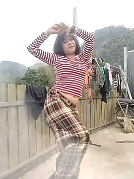 linda_bae00 live sex cam