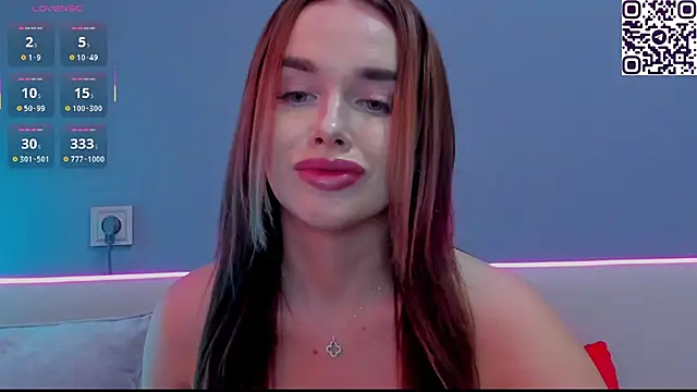 Malika_Lisan's cam snapshot