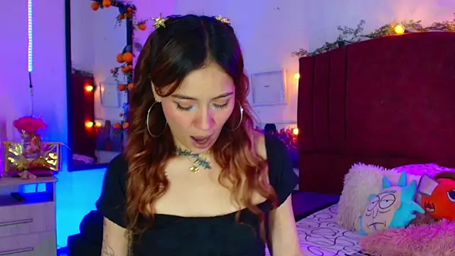 alisson_zafiro_'s cam snapshot