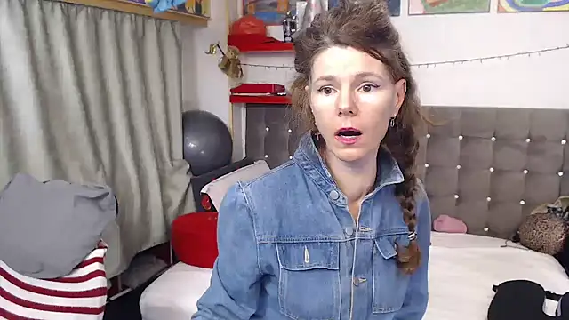 kellyterapy's cam snapshot