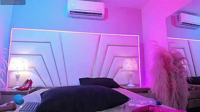 Zara_Vidal's cam snapshot