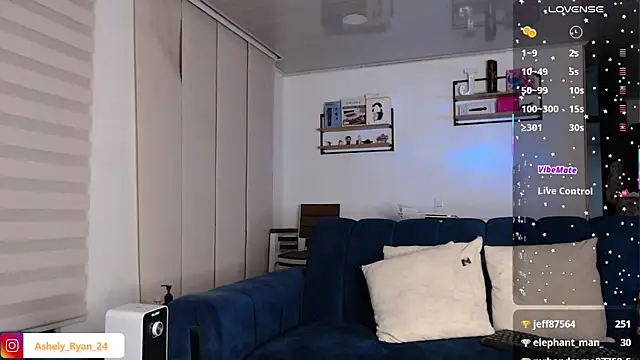 ashely_ryan24's cam snapshot
