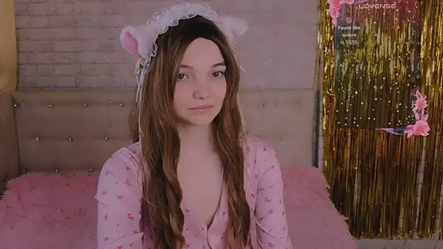 AnimeAlica18's cam snapshot