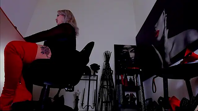 MistressDemi live sex cam