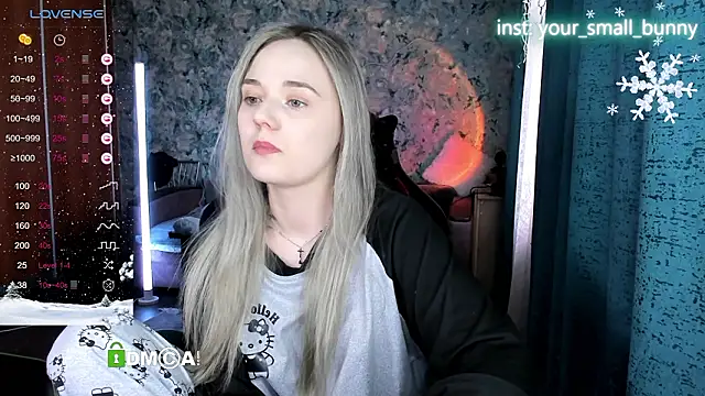 Your_small_bunny's cam snapshot