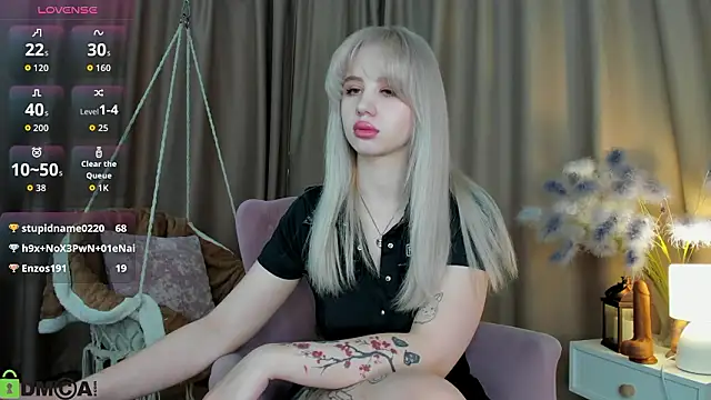 Valerie_Woods's cam snapshot