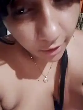 srtsara's cam snapshot