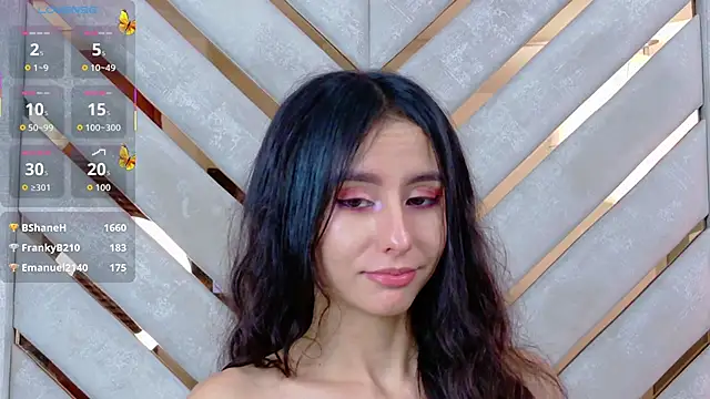 Sarah-Grace's cam snapshot