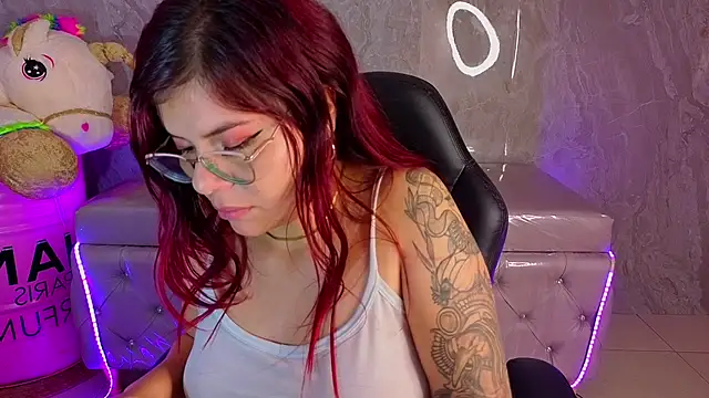 draviana_a_'s cam snapshot