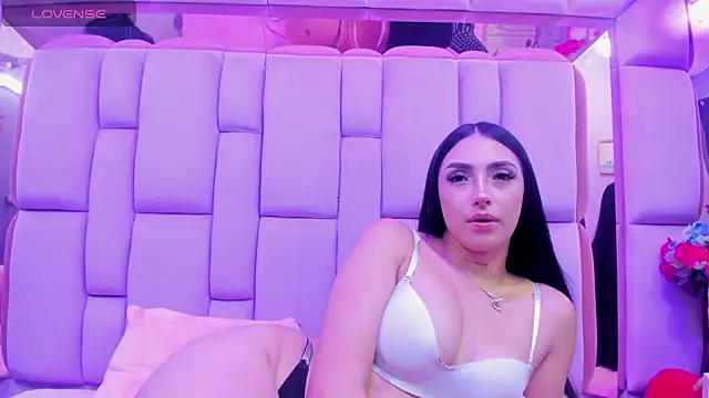 Issabela_Mackey_'s cam snapshot